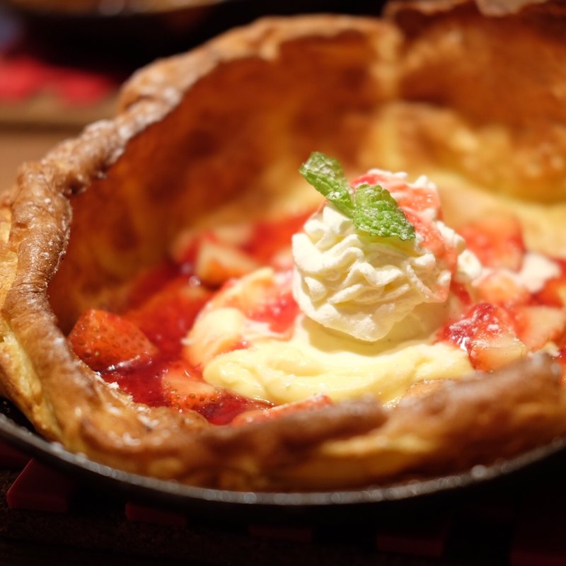 ストロベリーバニラリッチクリーム(ベイカーズダイナー 池袋サンシャインシティ店)