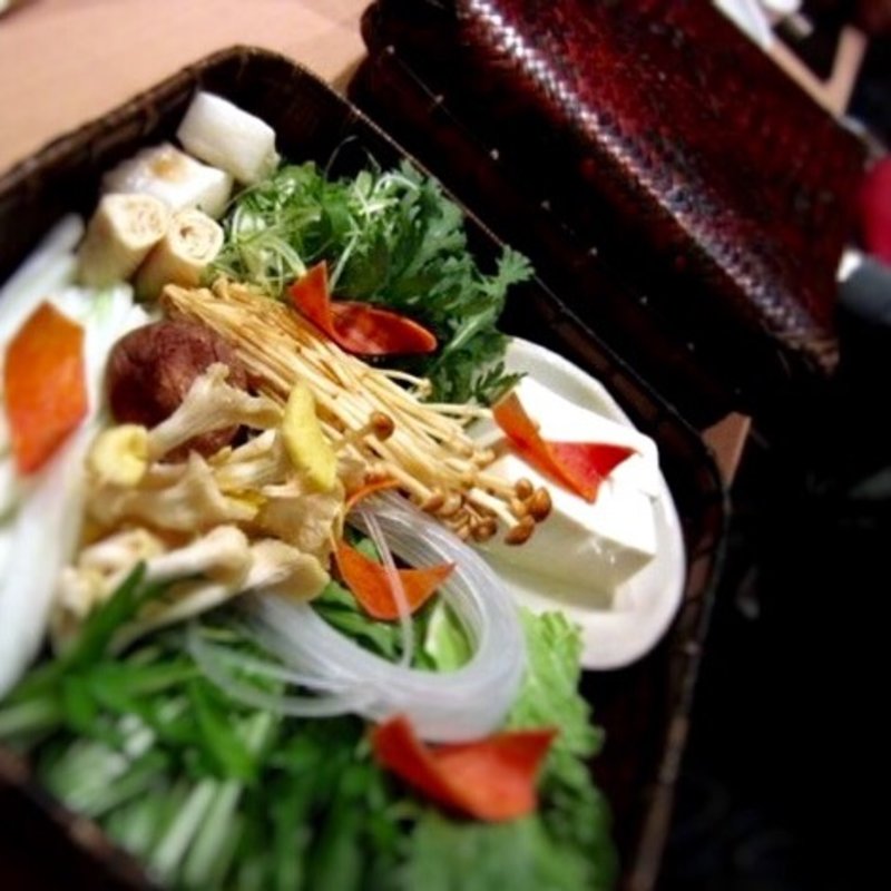 しゃぶしゃぶコースの野菜(日本料理「水簾」)