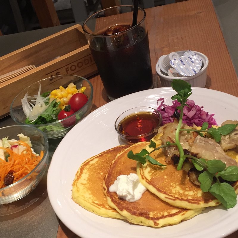 バターミルクチキンパンケーキ(J.S. FOODIES ららぽーと豊洲店)