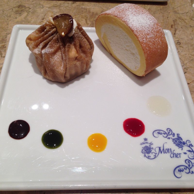 ケーキセット(サロン・ド・モンシェール 名古屋ミッドランドスクエア店)