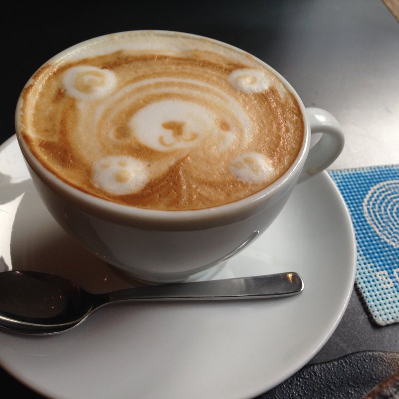 コーヒー(カフェ ソロ （cafe-solo）)