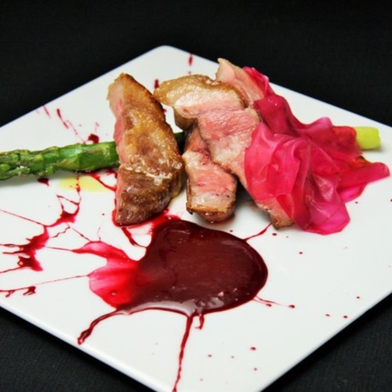 やまと豚米らぶのタリアータ(AMBiGRAM)