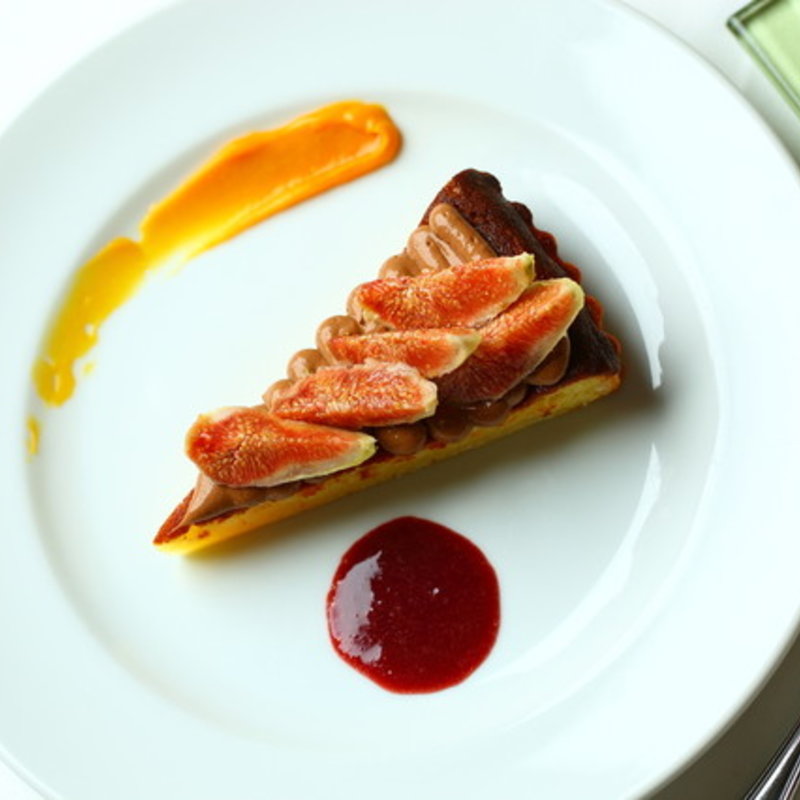 黒いちぢくとチョコレートのタルト(AMBiGRAM)