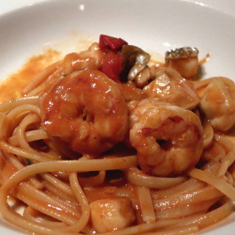 小海老と魚ラグー、アメリケーヌソースのリングイネ(AMBiGRAM)