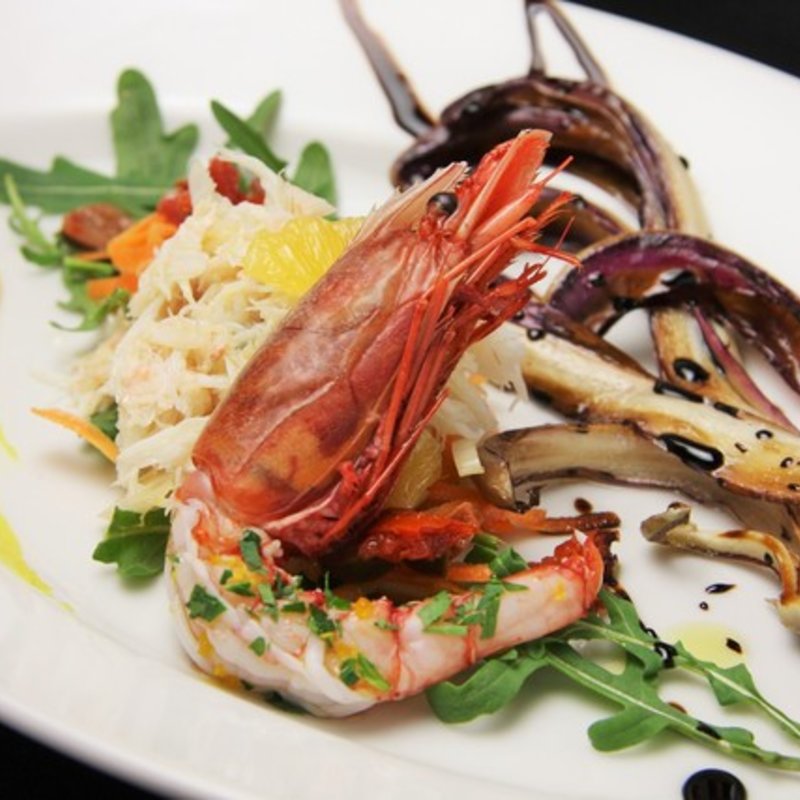 毛ガニとウイキョウレモン　赤エビのマリネ(AMBiGRAM)