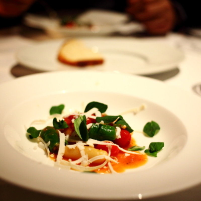 トマト、青唐辛子パスタ(incanto)