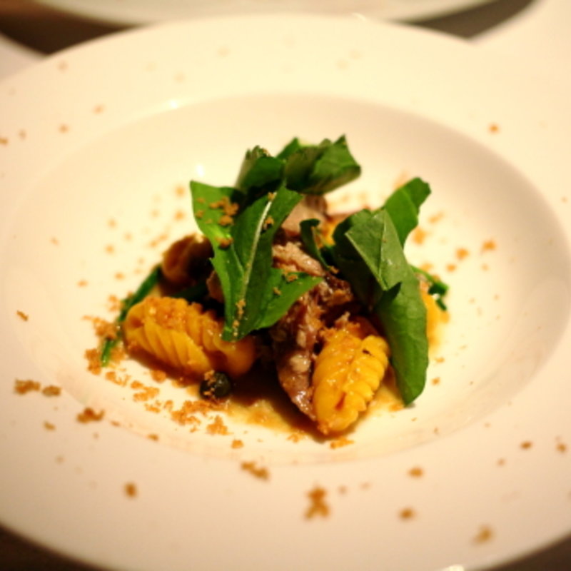 マグロのほほ肉の煮込みパスタ(incanto)