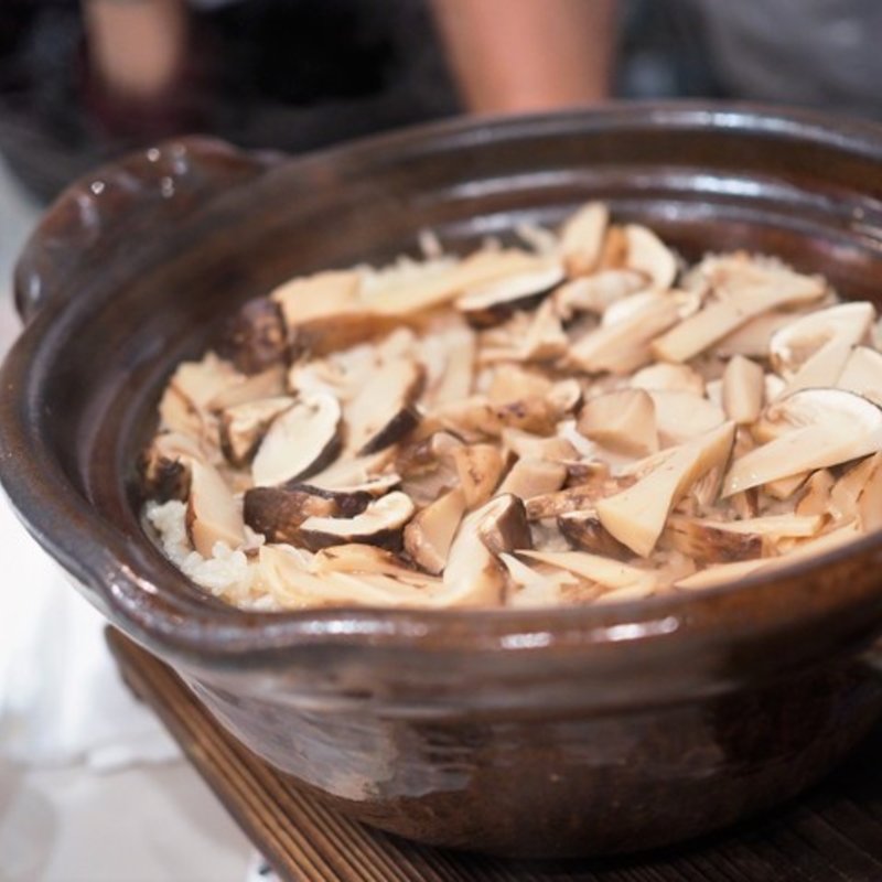 松茸ご飯(和牛銘菜　然 （ゼン【旧店名】CHARCOAL GRILL 然）)