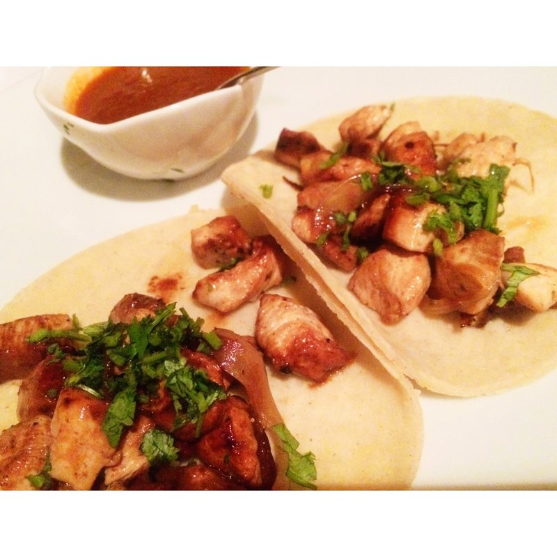 タコス　デ　ポジョ(フォンダ・デ・ラ・マドゥルガーダ)