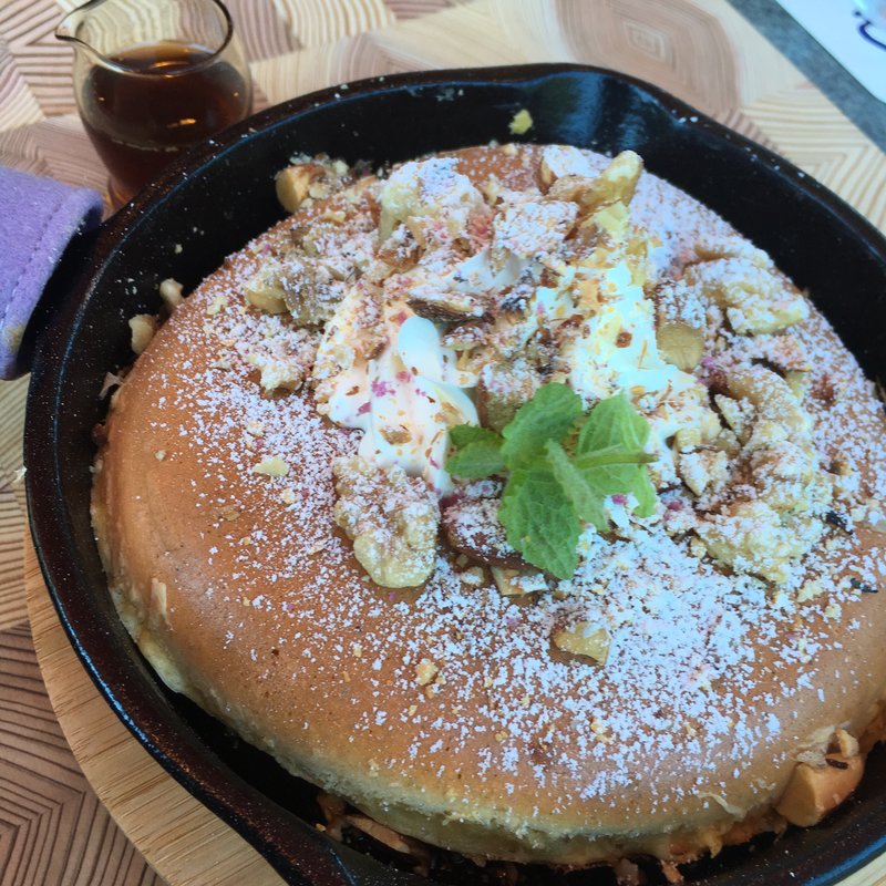 なっつとくるみのパンケーキ(パーラー白糸の滝 )