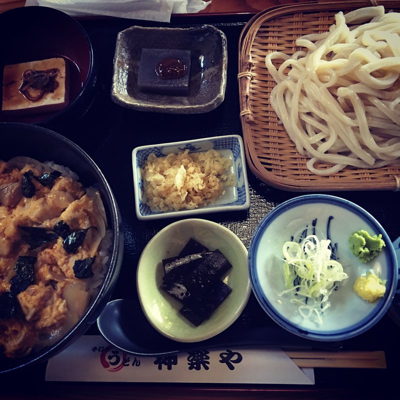 平日限定お昼だけの小丼ぶりセット(親子丼)(神楽や （かぐらや）)