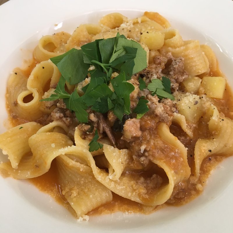 シャラン産鴨と新ジャガイモのラグーソース パッパルテッレ(FRESCO（フレスコ）)