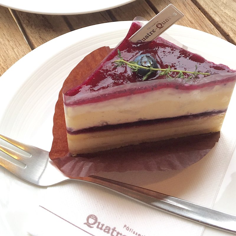 レアチーズケーキ(キャトルキャール)