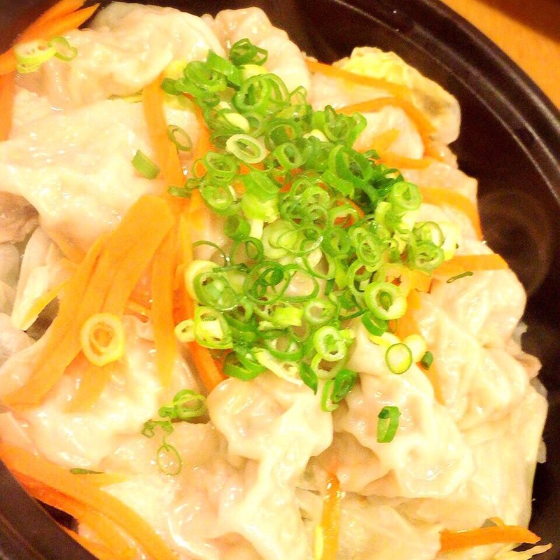 蒸し餃子1人前（お写真は2人前）(餃子 たかすみ （ギョウザタカスミ）)