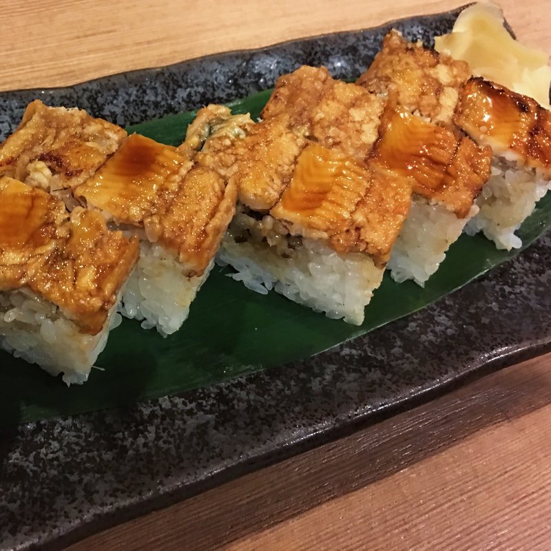 穴子押し寿司(こでまり )