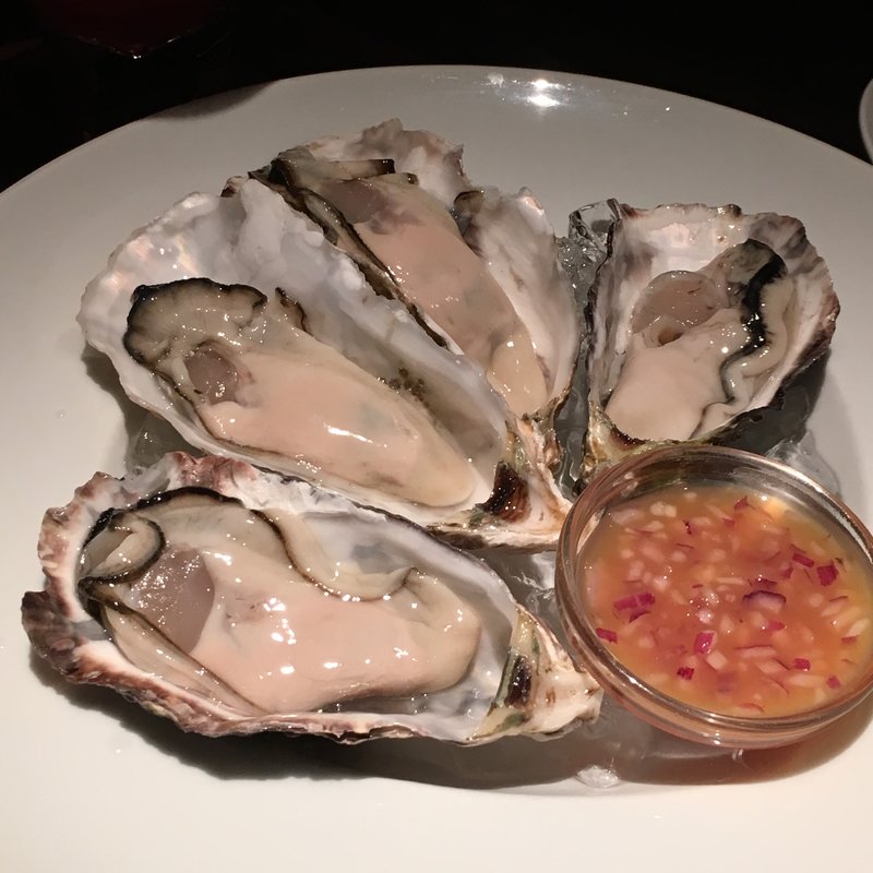 幻の生牡蠣キャッツアイオイスター(MASQ)