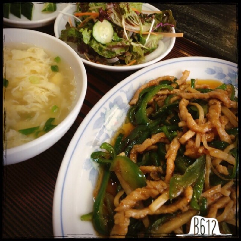 青椒肉絲定食(さがみ軒)