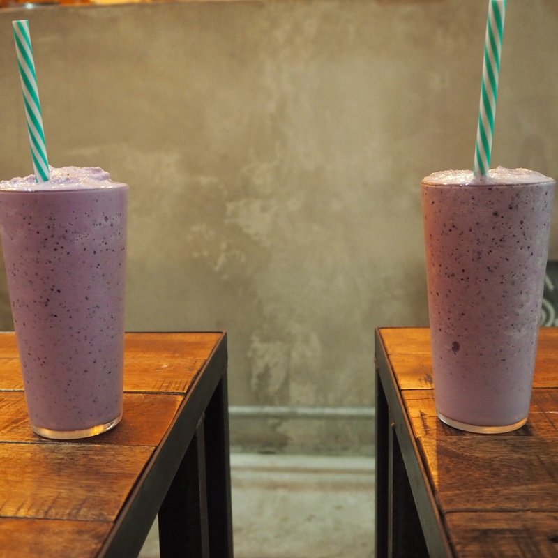 巨峰スムージー(Mighty steps coffee stop マイティーステップスコーヒーストップ)