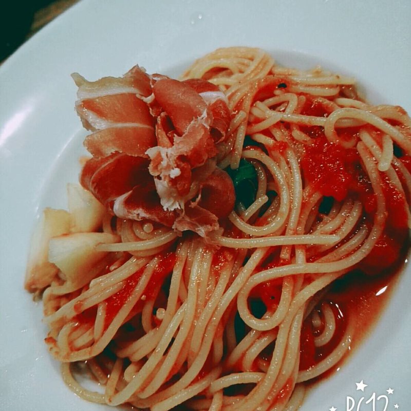 生ハムと桃の冷製パスタ(チッティーノ赤坂)