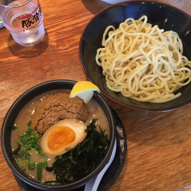 つけ麺 塩豚骨ver.(博多らーめん とんこつ家 高菜 )