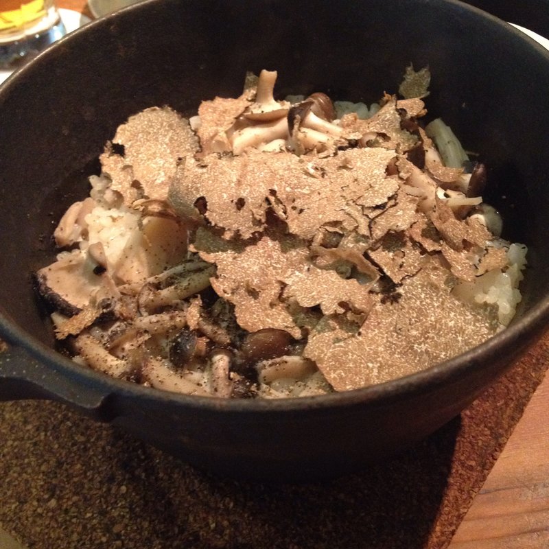 季節の炊き込み御飯(LA COCORICO上野の森さくらテラス店／COCORICO DELI （ラココリコ／ココリコ　デリ）)