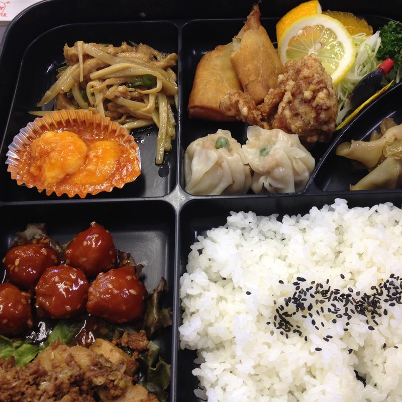 中華弁当(成都酒家 （セイトシュカ）)