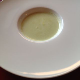 グリーンピースのスープ(赤城亭 )