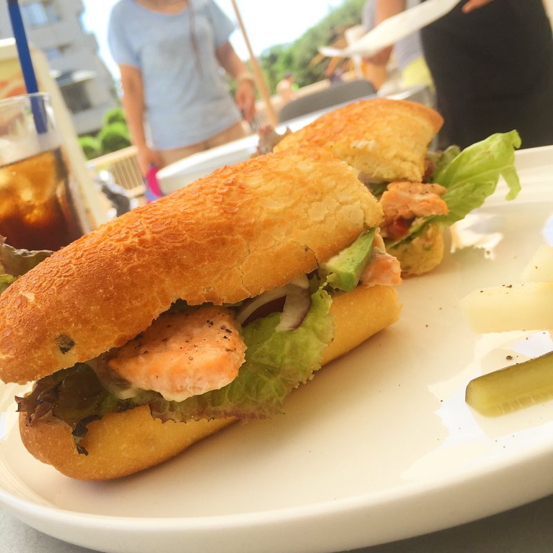 サーモンアボカド(ダブルサンドウィッチ 葉山店)