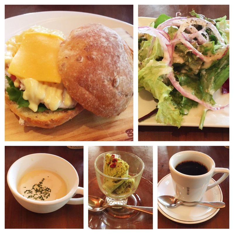 チキンサンド(蒸し鶏と、和からしソースの特製サンド)(白金茶房)