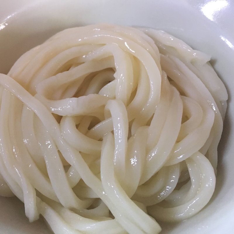 つめたいうどん小(谷川米穀店 （たにかわべいこくてん）)