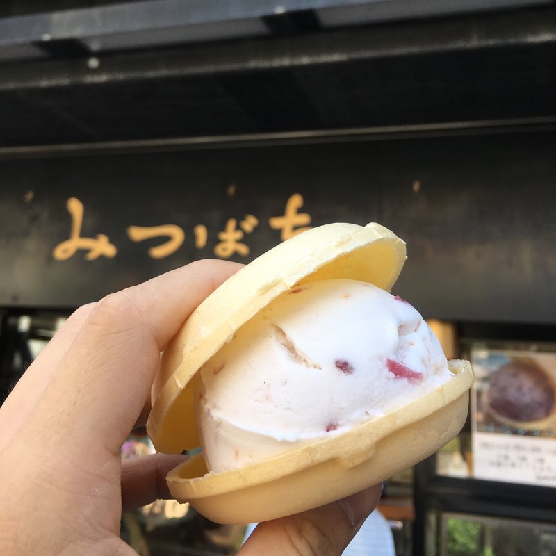 杏仁(甘味処 みつばち)