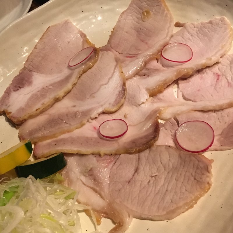 ローストポーク(隠豚 （カットンダイニングイントン）)