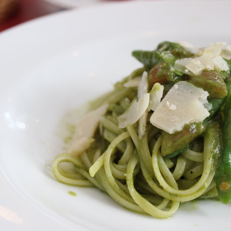 ジェノバ風バジリコペーストの冷製パスタ(トラットリアタルトゥーカ)