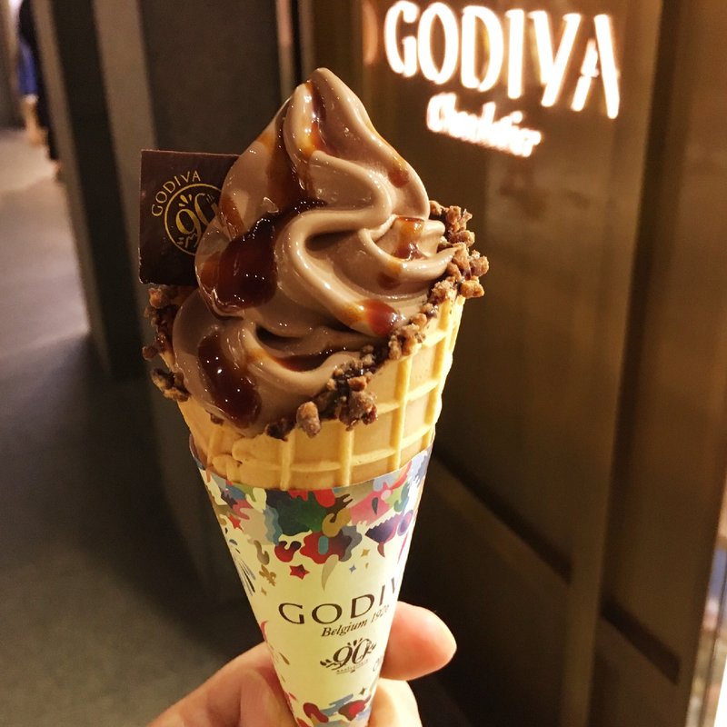 ダブルチョコレートキャラメル(ゴディバ 天神地下街)