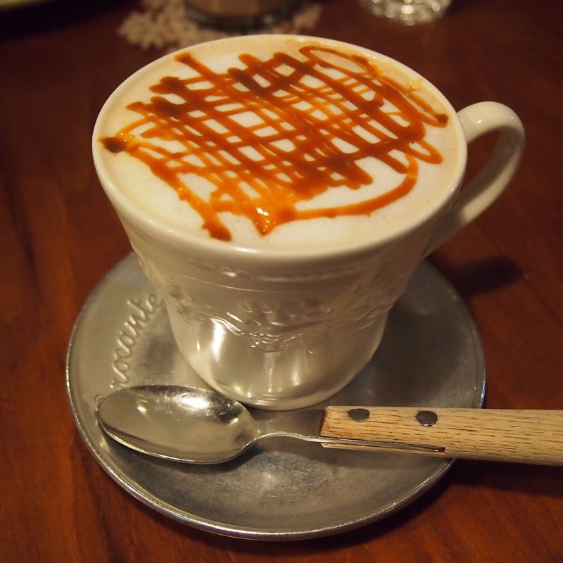 キャラメル・マキアート(カフェ カチョウフウゲツ （cafe kacho-fu-getsu）)