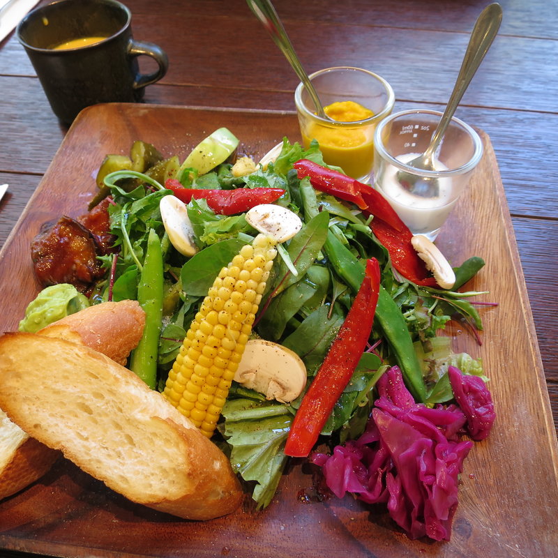 SALAD(GLOU GLOU REEFUR （グルグル リーファー【旧店名】ロザリー）)