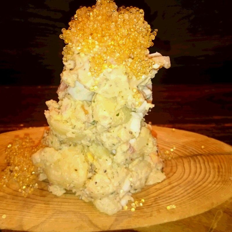 河内家の金のポテサラ(椿堂 BaRu （椿堂バル）)