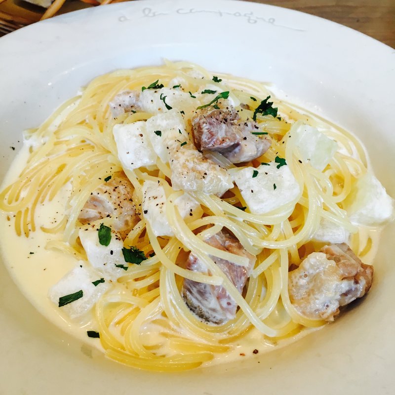 鳥もも肉と冬瓜のクリームスパゲティ(アラカンパーニュ)