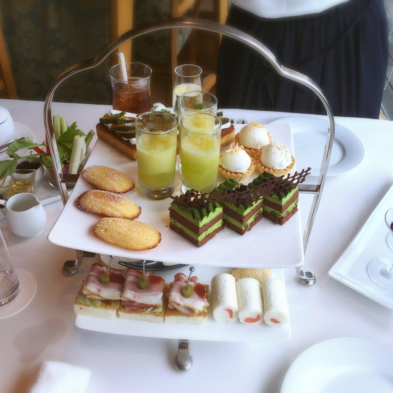 アフタヌーンティー(ポム・ダダン)