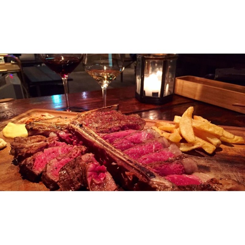 ドライエイジングビーフTボーンステーキ(WINE9)