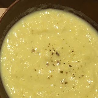 天然酵母のパン+本日のスープ(SAIRAM)