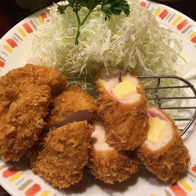 ヒレとチーズロール定食(かつ榮)