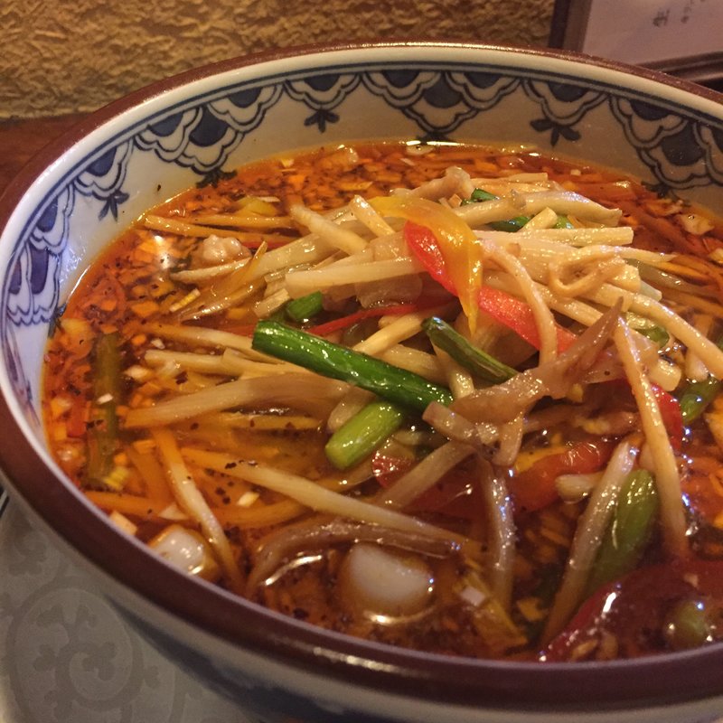 サンラータン麺(中国料理 香旬 （チュウゴクリョウリコウシュン）)