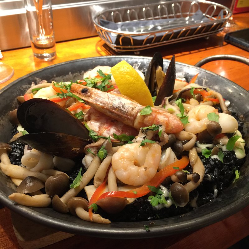 魚介入りイカスミ アリオリ風味(ラ クッチャーラ （La cuchara）)