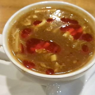 キノコたっぷり酸辣スープ(希舟航 )