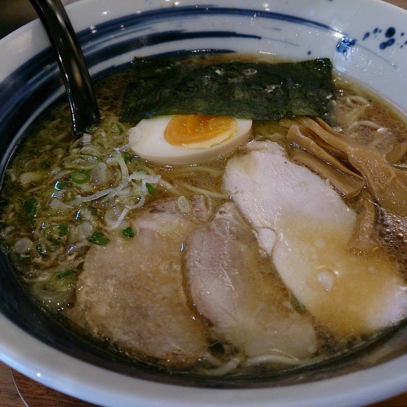 こく旨ラーメン醤油(麺処 直久 センター北プレミアヨコハマ店 )