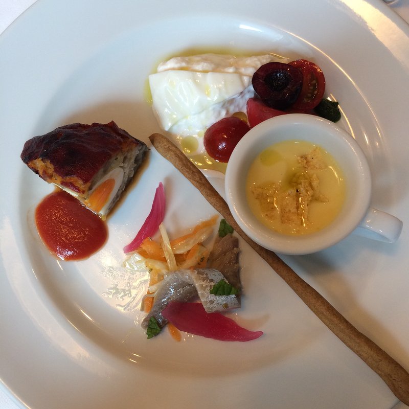 ランチ前菜盛り合わせ(AMBiGRAM)