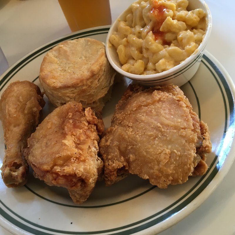 CHICKEN BISCUIT(PIES-N-THINGS)