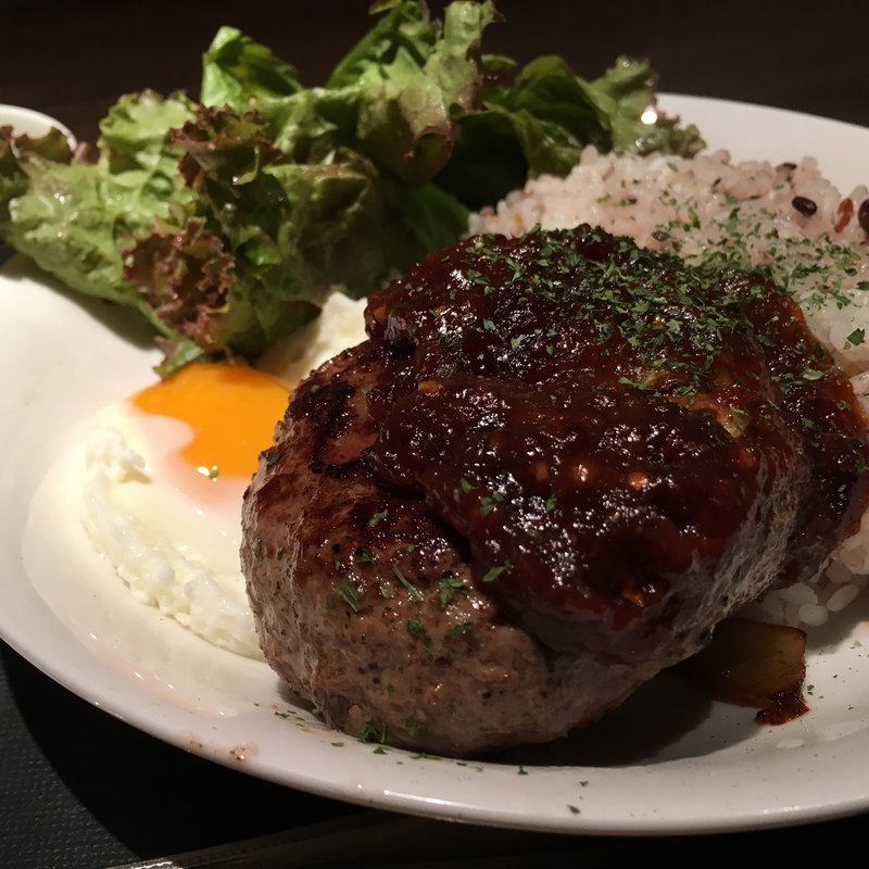 【限定5食】粗挽きハンバーグ(きみまち坂 )