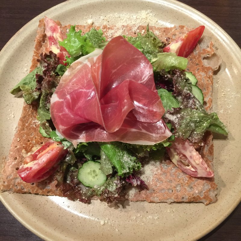 ヴァヌテーズ(ブレッツカフェクレープリー ラゾーナ川崎)